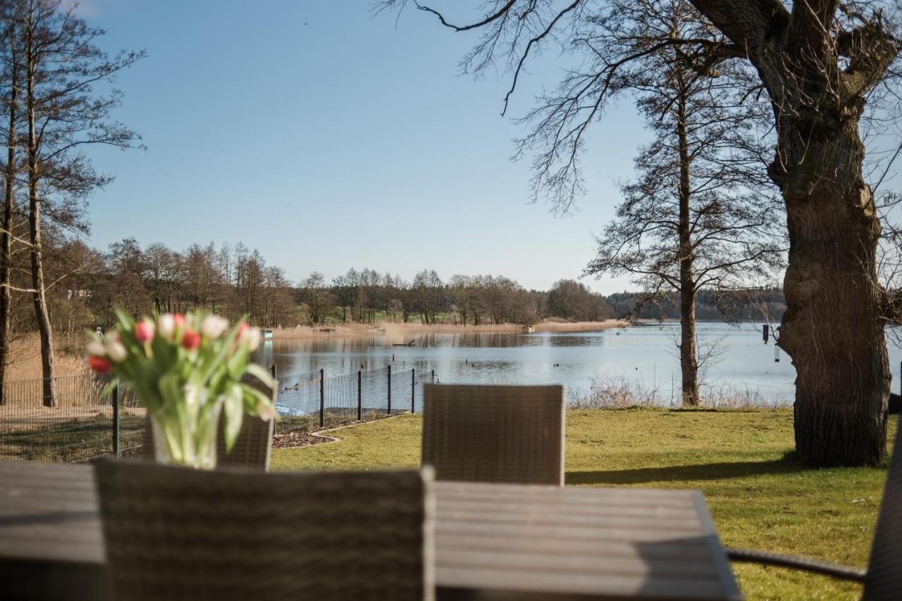 5 Sterne Ferienhaus Direkt Am See Mit Sauna-Kamin-Garten Krakow am See Eksteriør billede